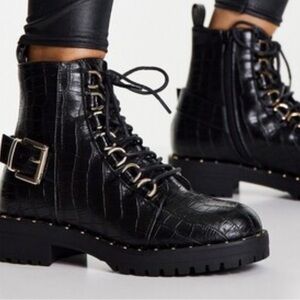 New Black Boots alligator embossed look with Gold accents ASOS size 7